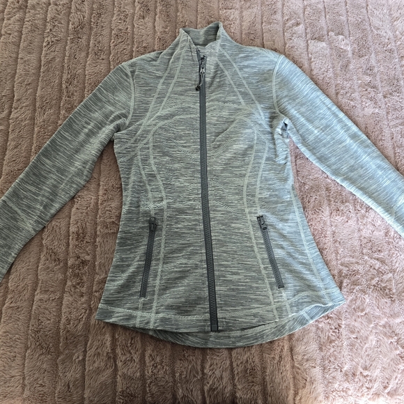 Lululemon light heathered gray Define Jacket - Picture 4 of 9